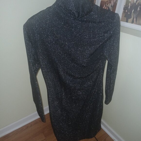 Black sequin dress - Picture 2 of 2